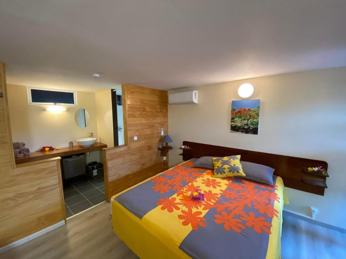 Bora Bora Holiday'S Lodge ภายนอก รูปภาพ