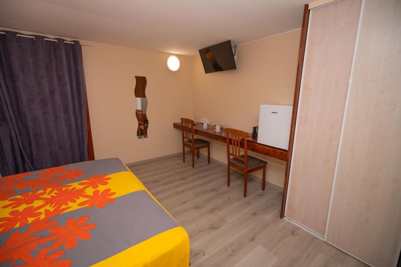 Bora Bora Holiday'S Lodge ภายนอก รูปภาพ